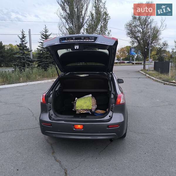 Хэтчбек Mitsubishi Lancer 2008 в Днепре
