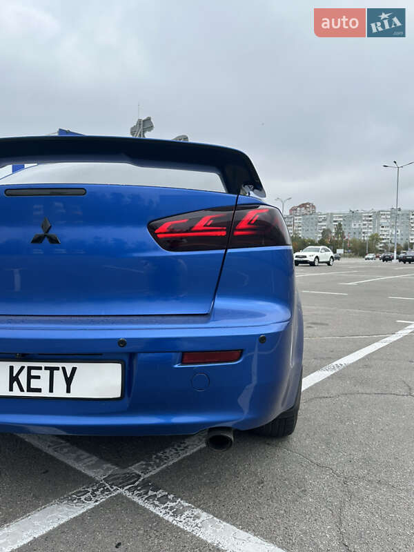 Седан Mitsubishi Lancer 2009 в Запорожье