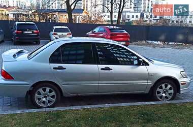 Седан Mitsubishi Lancer 2002 в  фото 5 Седан Mitsubishi Lancer 2002 в