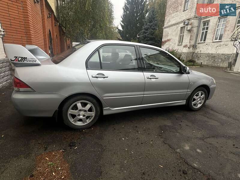 Седан Mitsubishi Lancer 2003 в Полтаве фото 8 Седан Mitsubishi Lancer 2003 в Полтаве