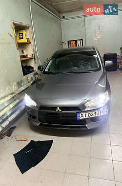 Седан Mitsubishi Lancer 2011 в Чернигове