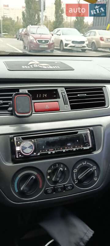 Седан Mitsubishi Lancer 2007 в Києві