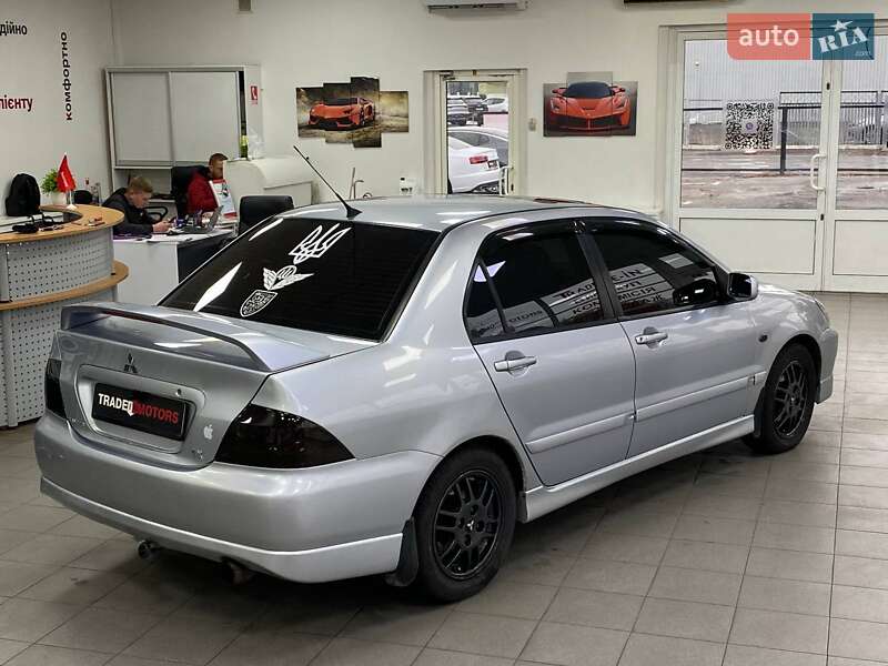 Седан Mitsubishi Lancer 2007 в Киеве