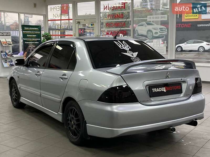 Седан Mitsubishi Lancer 2007 в Киеве