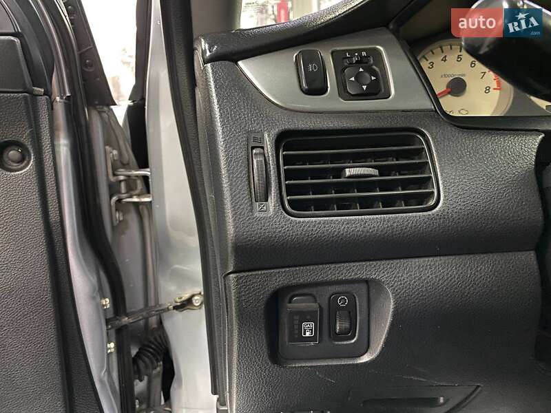 Седан Mitsubishi Lancer 2007 в Киеве