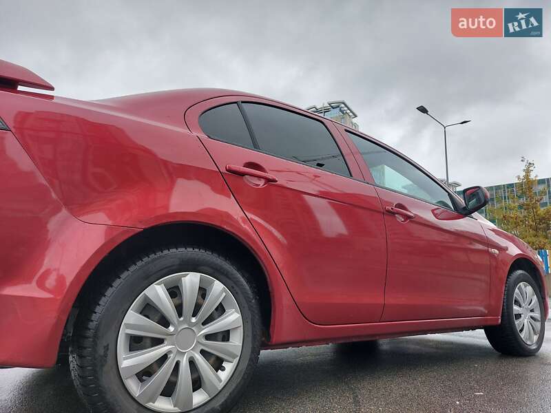 Седан Mitsubishi Lancer 2011 в Киеве фото 10 Седан Mitsubishi Lancer 2011 в Киеве