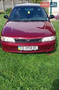 Седан Mitsubishi Lancer 1995 в Кицмани