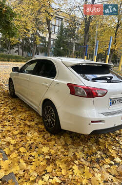 Хетчбек Mitsubishi Lancer 2008 в 