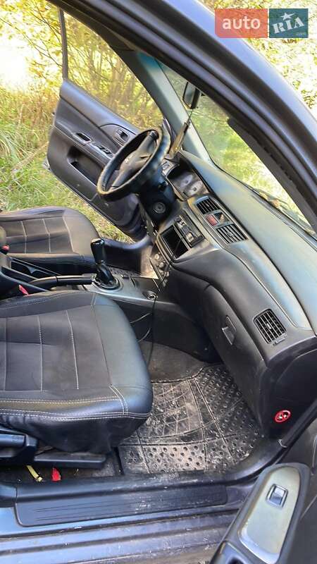 Седан Mitsubishi Lancer 2006 в Ужгороде