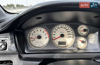 Седан Mitsubishi Lancer 2004 в 