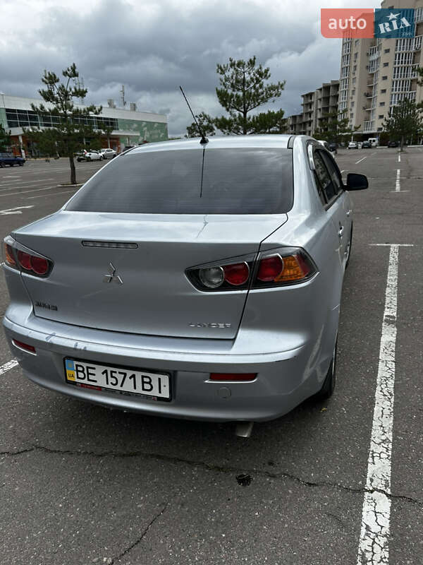 Седан Mitsubishi Lancer 2013 в Одессе