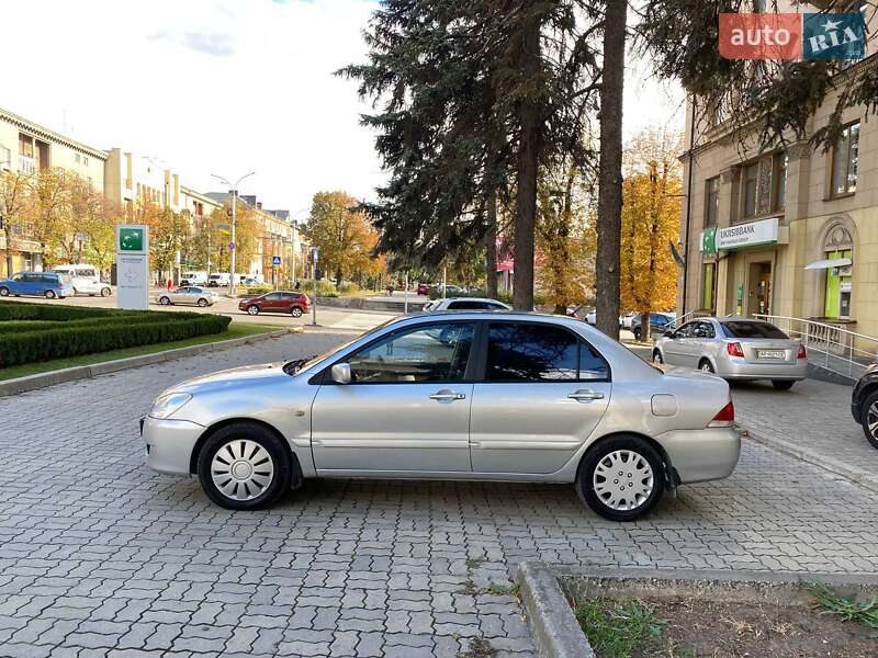 Седан Mitsubishi Lancer 2005 в Запорожье фото 6 Седан Mitsubishi Lancer 2005 в Запорожье