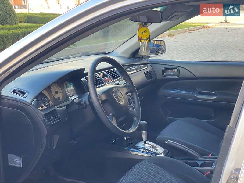 Седан Mitsubishi Lancer 2005 в Запорожье фото 10 Седан Mitsubishi Lancer 2005 в Запорожье