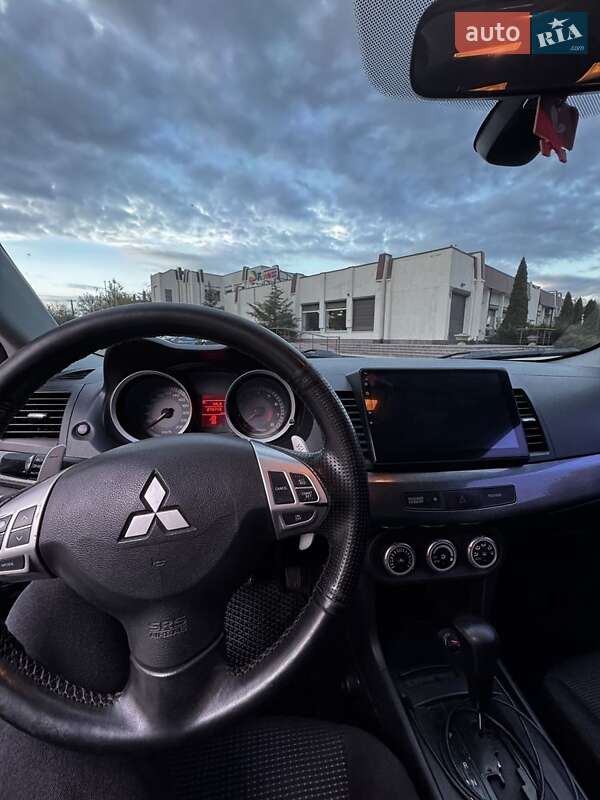 Седан Mitsubishi Lancer 2007 в Павлограде