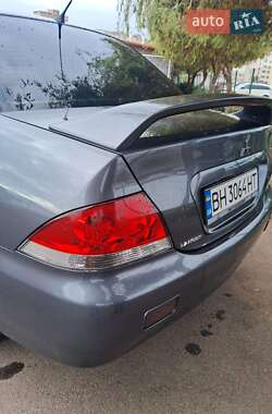 Седан Mitsubishi Lancer 2006 в  фото 18 Седан Mitsubishi Lancer 2006 в
