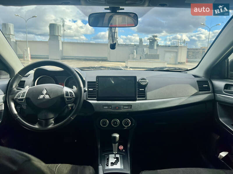 Седан Mitsubishi Lancer 2008 в Києві