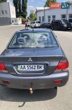 Седан Mitsubishi Lancer 2006 в Киеве