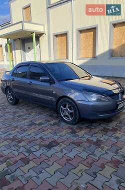 Універсал Mitsubishi Lancer 2005 в  фото 5 Універсал Mitsubishi Lancer 2005 в