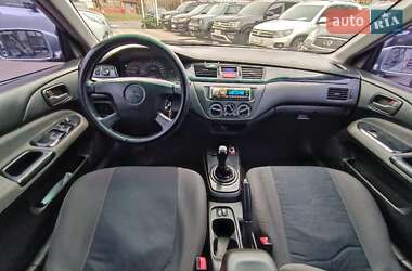 Седан Mitsubishi Lancer 2004 в 