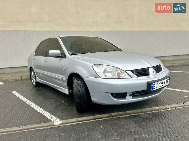 Седан Mitsubishi Lancer 2006 в Львове