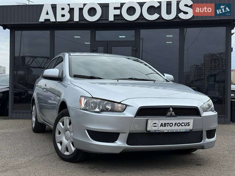 Седан Mitsubishi Lancer 2008 в Киеве