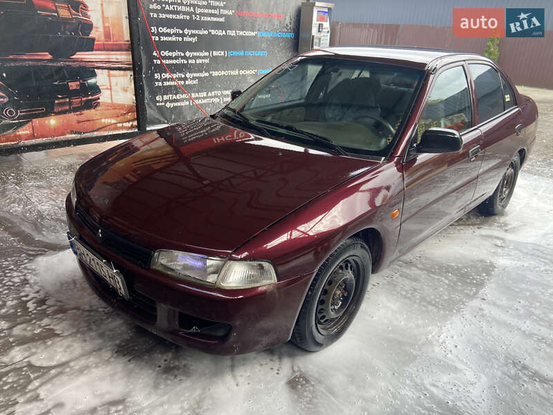Седан Mitsubishi Lancer 1997 в Лиманському