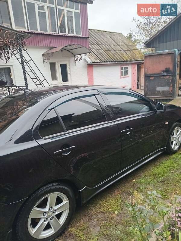 Седан Mitsubishi Lancer 2007 в Умани фото 5 Седан Mitsubishi Lancer 2007 в Умани
