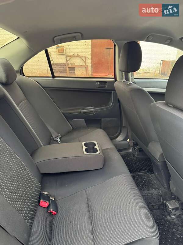 Седан Mitsubishi Lancer 2008 в Києві фото 15 Седан Mitsubishi Lancer 2008 в Києві