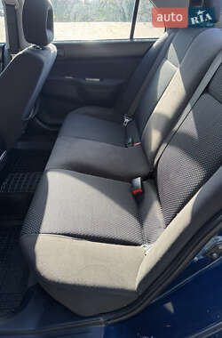 Седан Mitsubishi Lancer 2006 в  фото 15 Седан Mitsubishi Lancer 2006 в