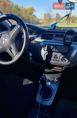 Седан Mitsubishi Lancer 2006 в  фото 16 Седан Mitsubishi Lancer 2006 в