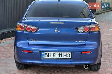 Седан Mitsubishi Lancer 2011 в  фото 15 Седан Mitsubishi Lancer 2011 в