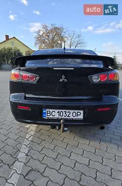 Седан Mitsubishi Lancer 2011 в  фото 32 Седан Mitsubishi Lancer 2011 в