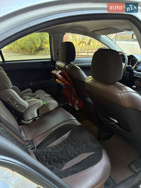 Седан Mitsubishi Lancer 2011 в Львові фото 23 Седан Mitsubishi Lancer 2011 в Львові