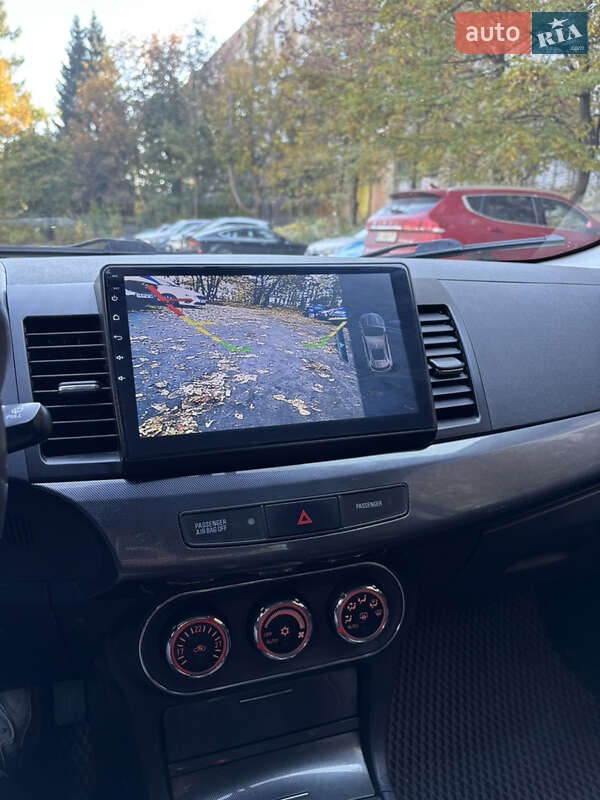 Седан Mitsubishi Lancer 2011 в Львові фото 25 Седан Mitsubishi Lancer 2011 в Львові