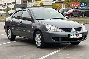 Седан Mitsubishi Lancer 2009 в Києві