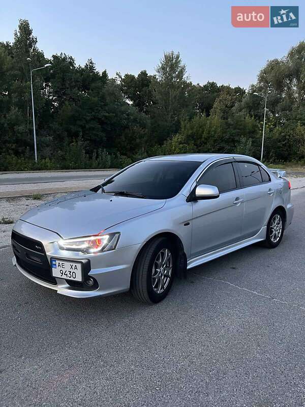 Седан Mitsubishi Lancer 2008 в Днепре