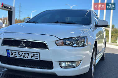 Седан Mitsubishi Lancer 2015 в 