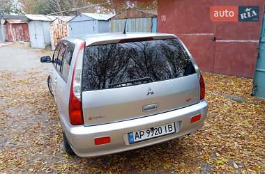 Універсал Mitsubishi Lancer 2004 в  фото 9 Універсал Mitsubishi Lancer 2004 в