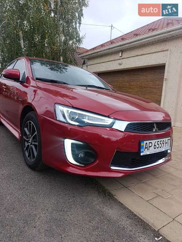 Седан Mitsubishi Lancer 2016 в Одессе