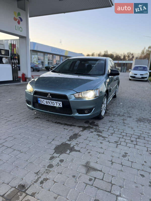Седан Mitsubishi Lancer 2007 в Самборе