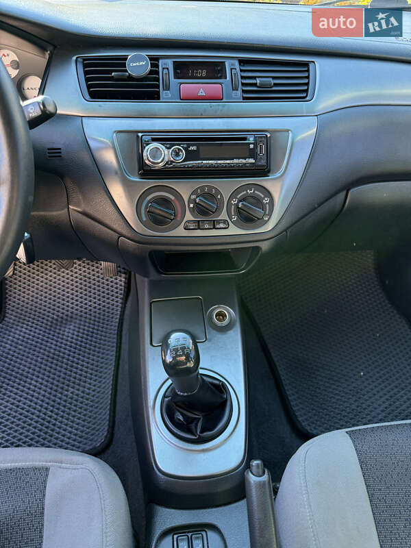 Седан Mitsubishi Lancer 2007 в Одессе