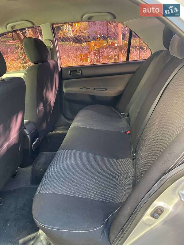 Седан Mitsubishi Lancer 2003 в Черновцах фото 6 Седан Mitsubishi Lancer 2003 в Черновцах