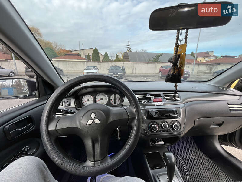 Седан Mitsubishi Lancer 2007 в Полтаве