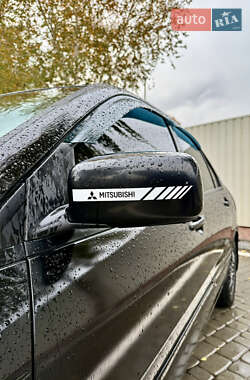 Седан Mitsubishi Lancer 2005 в  фото 10 Седан Mitsubishi Lancer 2005 в