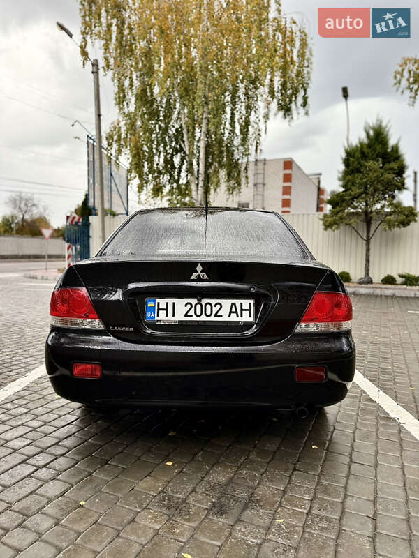 Седан Mitsubishi Lancer 2005 в Кременчуге фото 12 Седан Mitsubishi Lancer 2005 в Кременчуге