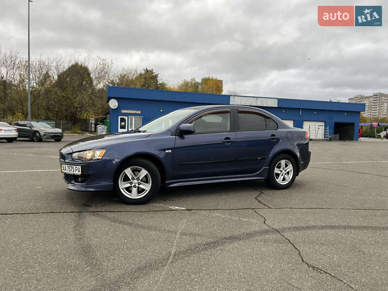 Седан Mitsubishi Lancer 2008 в Киеве фото 2 Седан Mitsubishi Lancer 2008 в Киеве