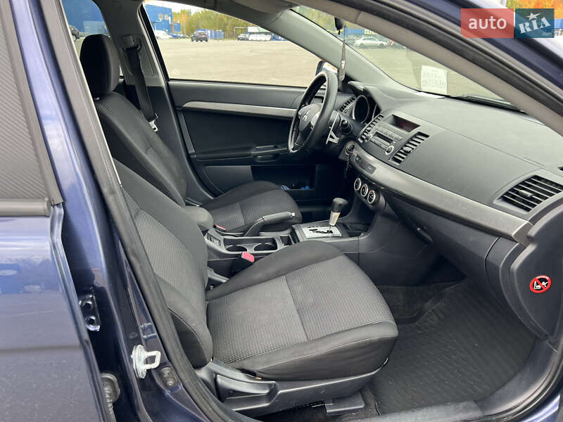 Седан Mitsubishi Lancer 2008 в Киеве фото 16 Седан Mitsubishi Lancer 2008 в Киеве