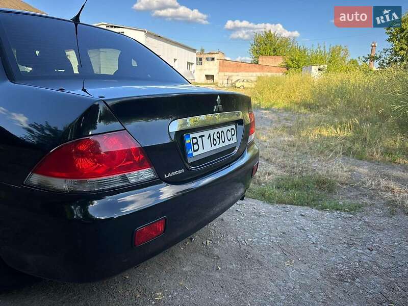 Седан Mitsubishi Lancer 2006 в Киеве фото 5 Седан Mitsubishi Lancer 2006 в Киеве