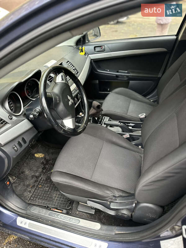 Седан Mitsubishi Lancer 2008 в Южноукраинске