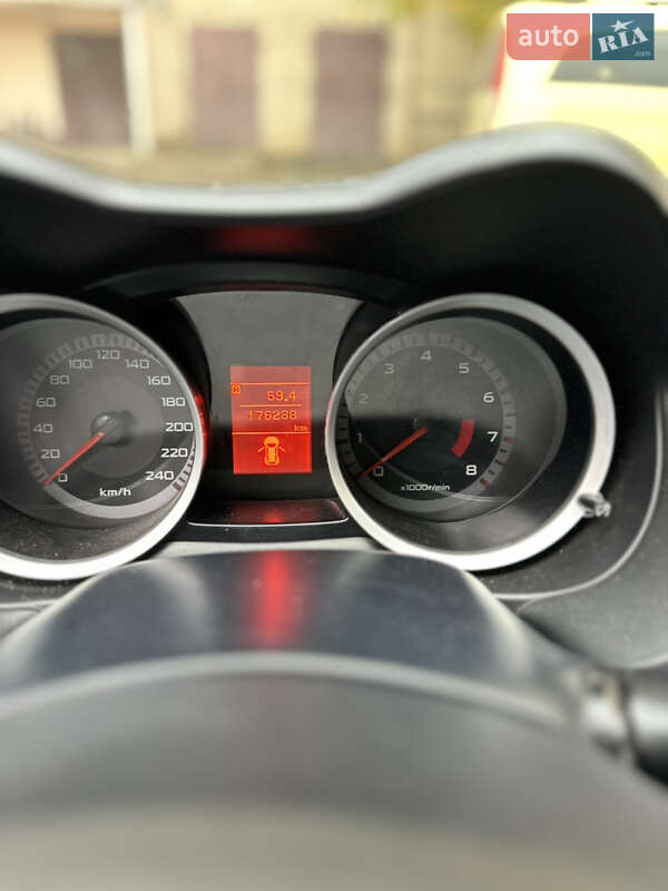 Седан Mitsubishi Lancer 2008 в Южноукраинске